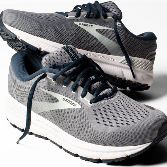 BROOKS ADDICTION GTS 15 RUNNING SHOES 11.5 D WIDE 44 - Picture 1 of 13